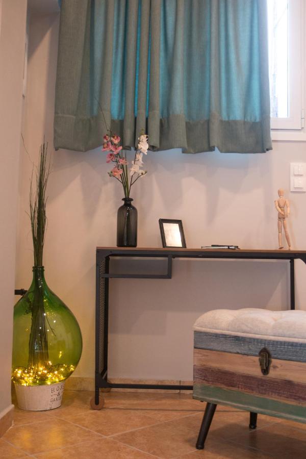 Loft Renovated Flat 5' From The Old Town Corfu Lejlighed Corfu  Eksteriør billede