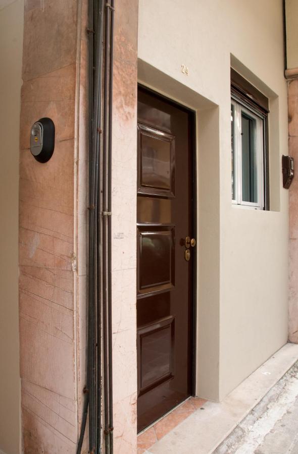 Loft Renovated Flat 5' From The Old Town Corfu Lejlighed Corfu  Eksteriør billede