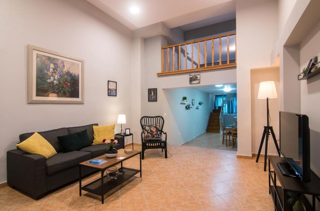 Loft Renovated Flat 5' From The Old Town Corfu Lejlighed Corfu  Eksteriør billede